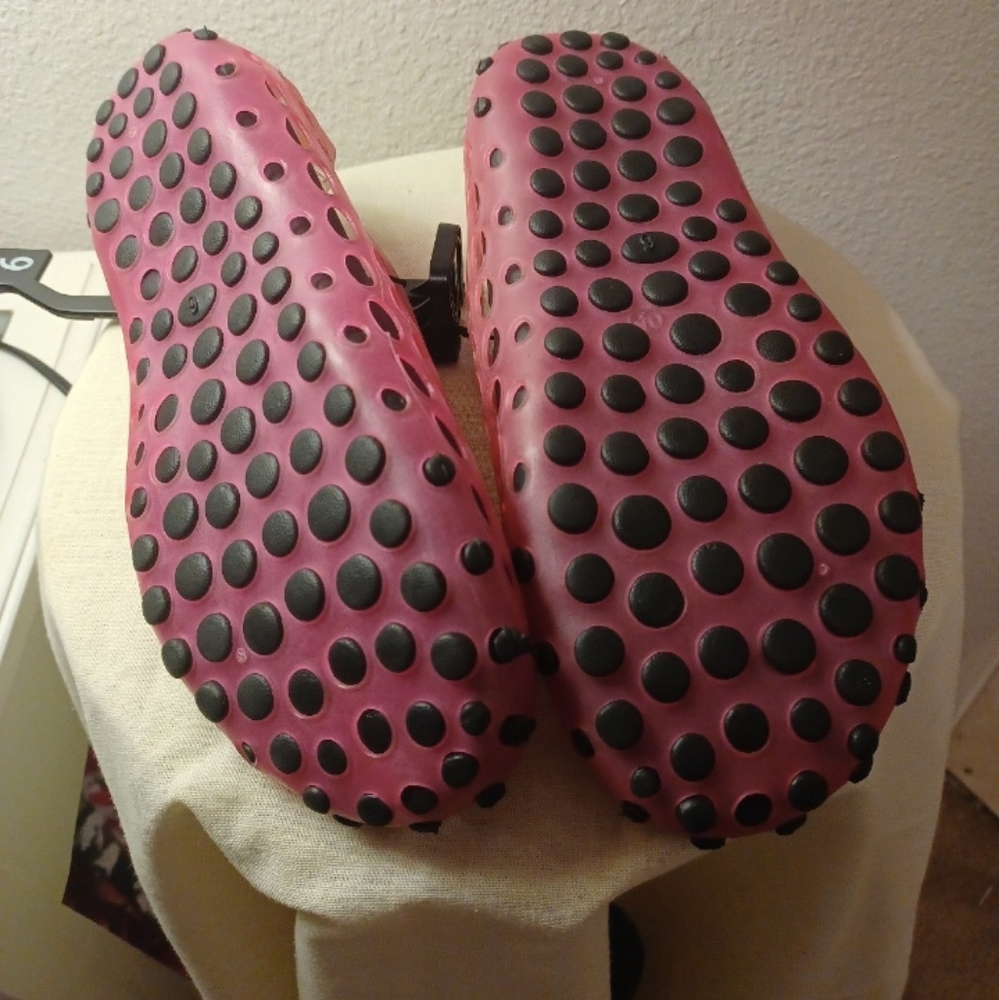 Women's water shoes - Picture 2 of 2